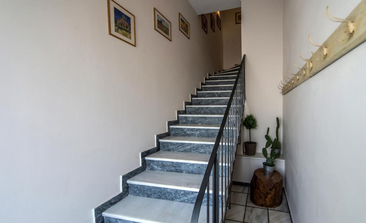 Angelinas Quarters - Kalamata Mediterranean Villas المظهر الخارجي الصورة