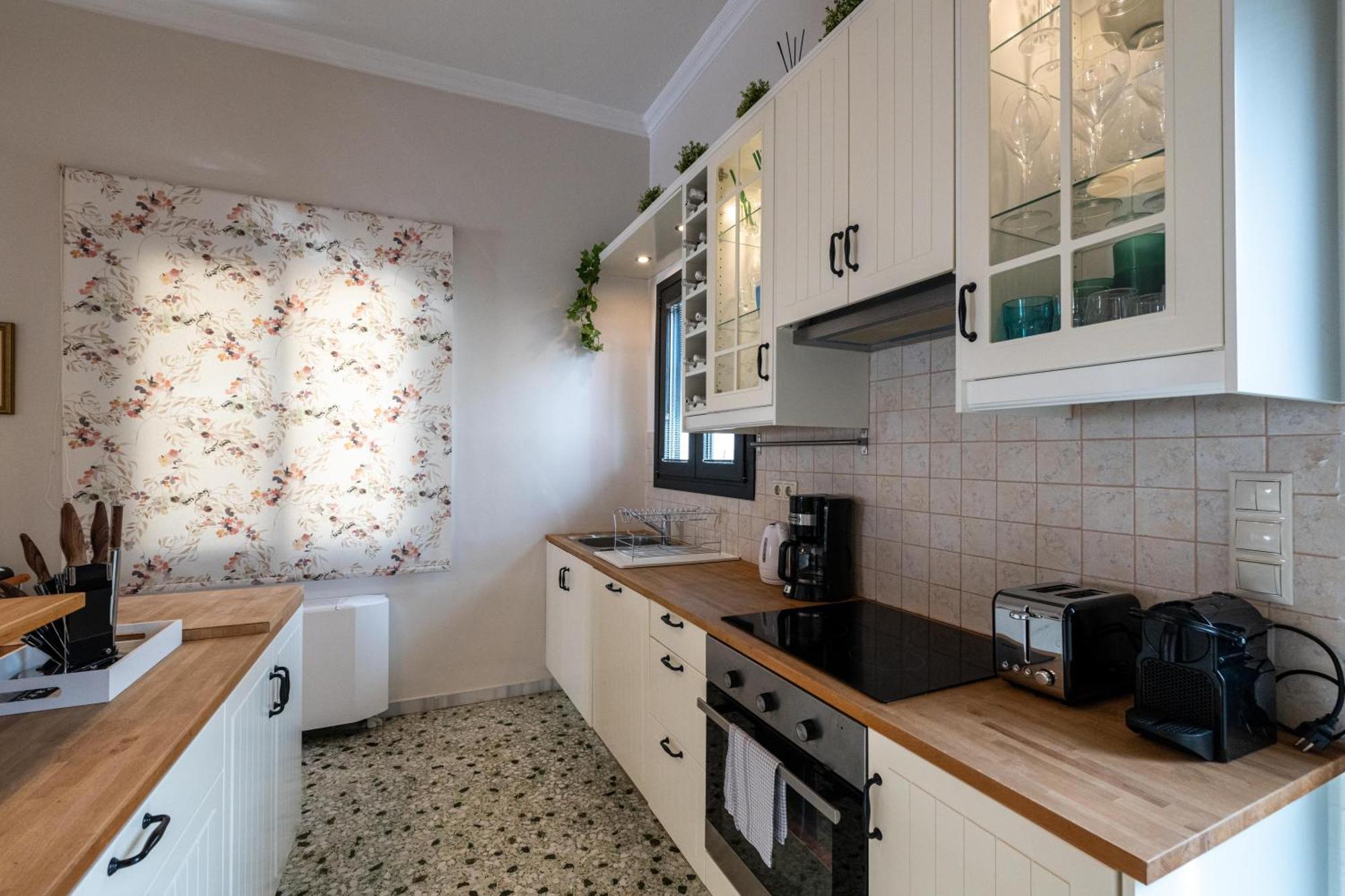 Angelinas Quarters - Kalamata Mediterranean Villas المظهر الخارجي الصورة