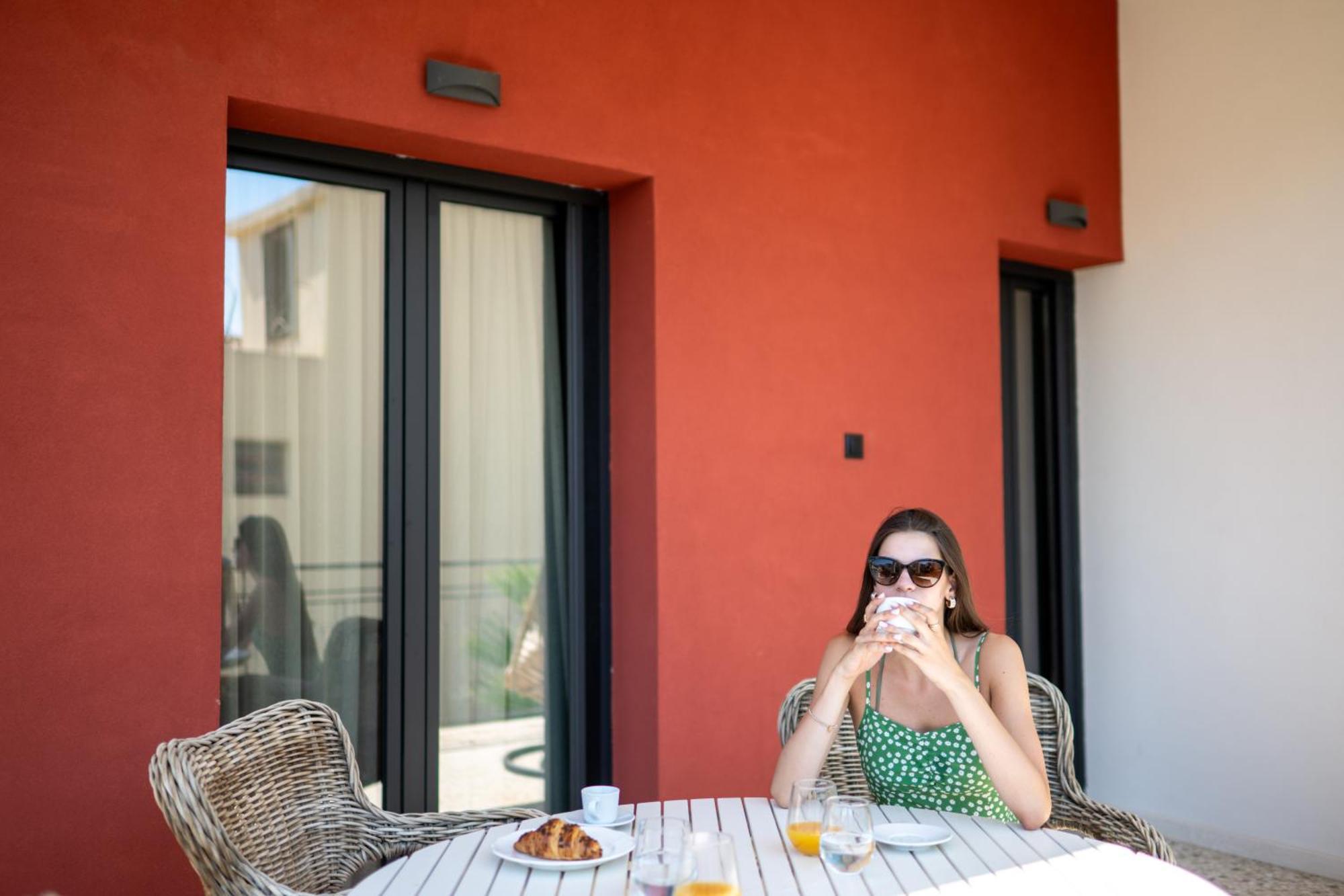 Angelinas Quarters - Kalamata Mediterranean Villas المظهر الخارجي الصورة